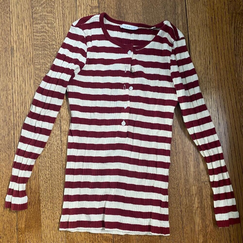 Doen long-sleeve, size small